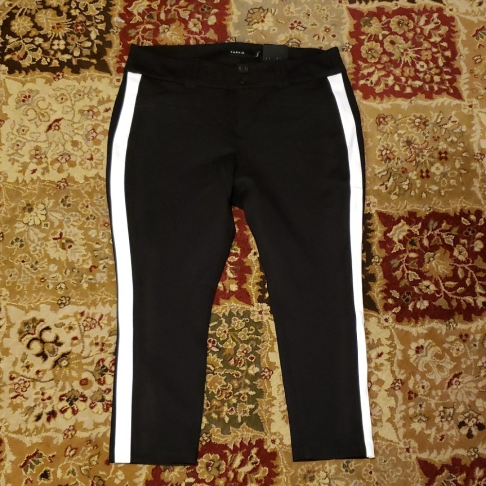 Torrid striped ankle trousers